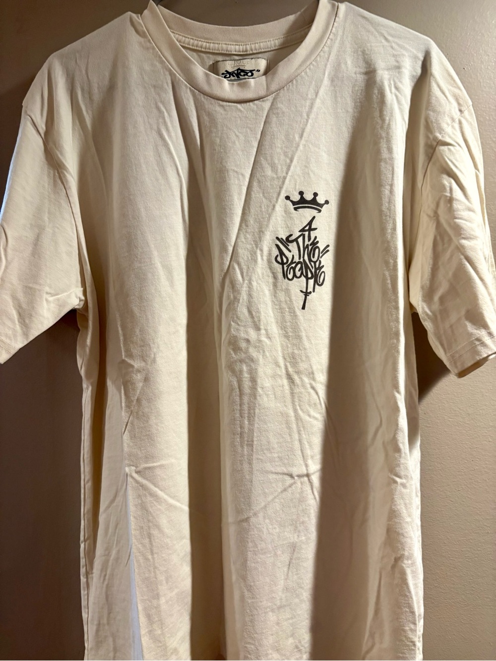 JNCO Men's Cream Graphic Crewneck T-Shirt - Short Sleeve
